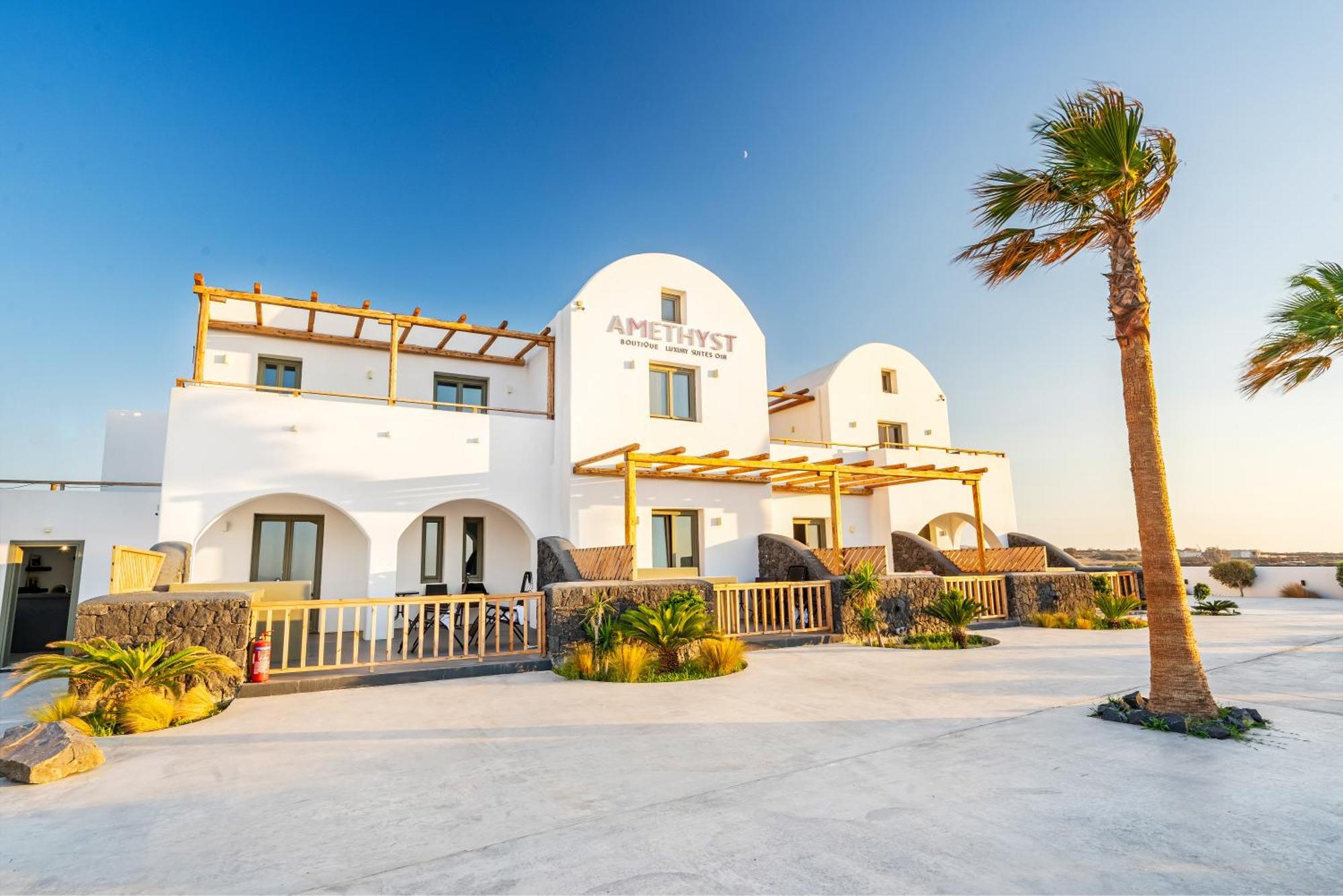 Amethyst Luxury Suites Oia Exterior photo