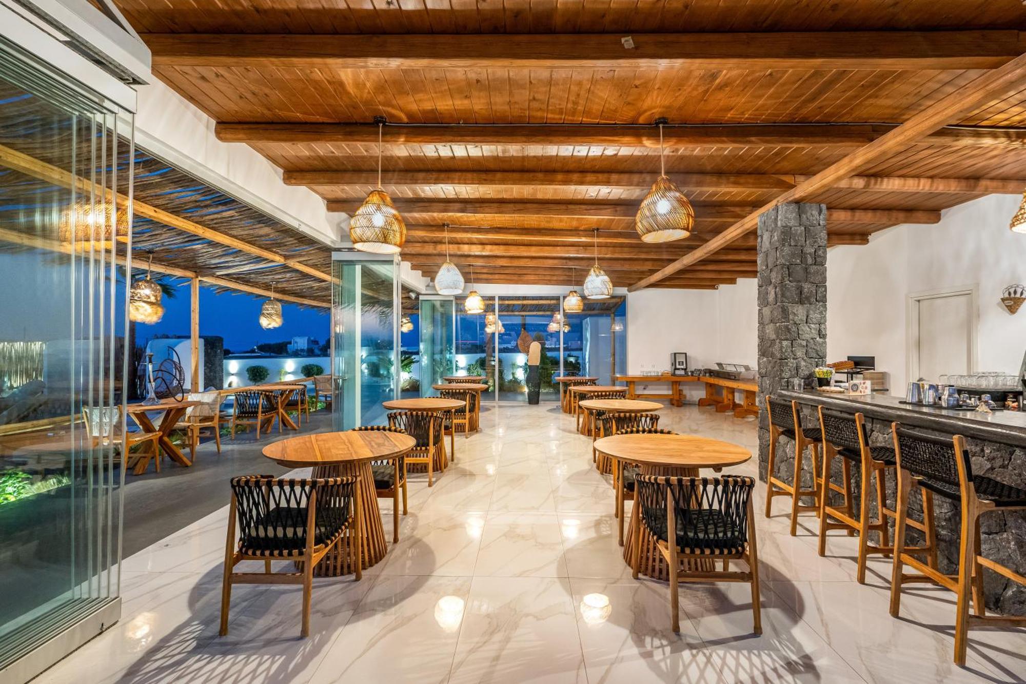 Amethyst Luxury Suites Oia Exterior photo